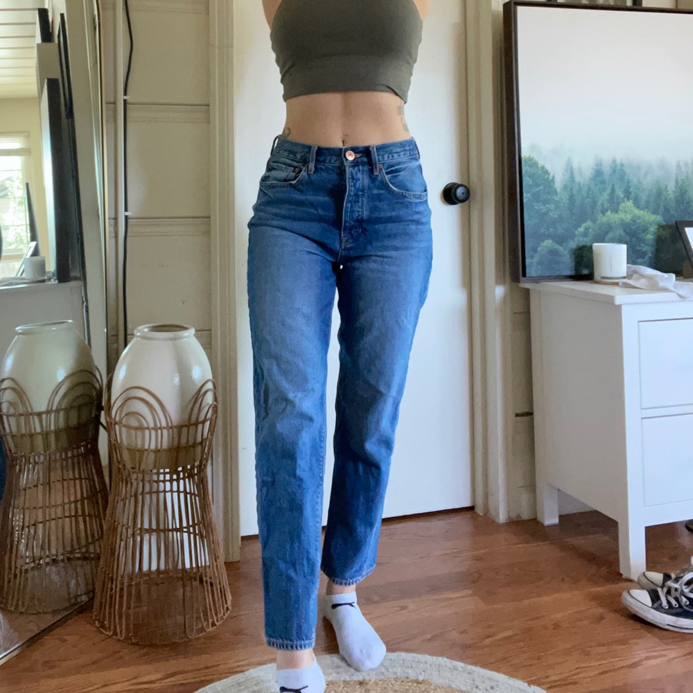 American eagle 90s jeans size 2